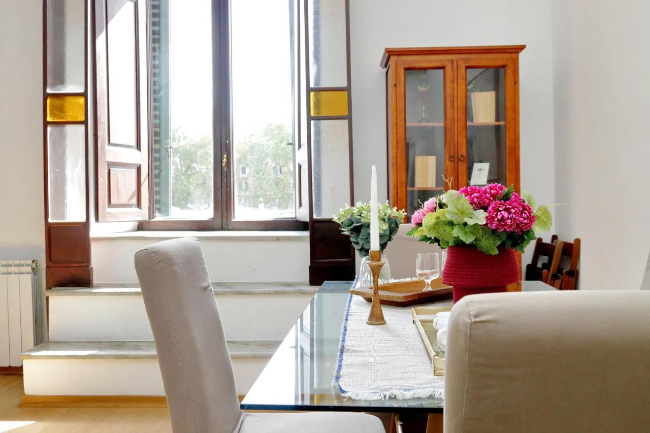 Cavour 2 bedrooms apartment Rome Buitenkant foto