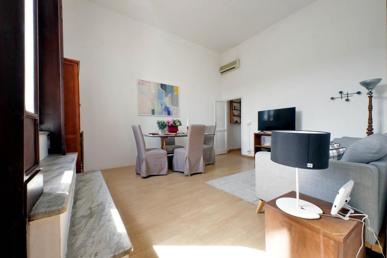 Cavour 2 bedrooms apartment Rome Buitenkant foto
