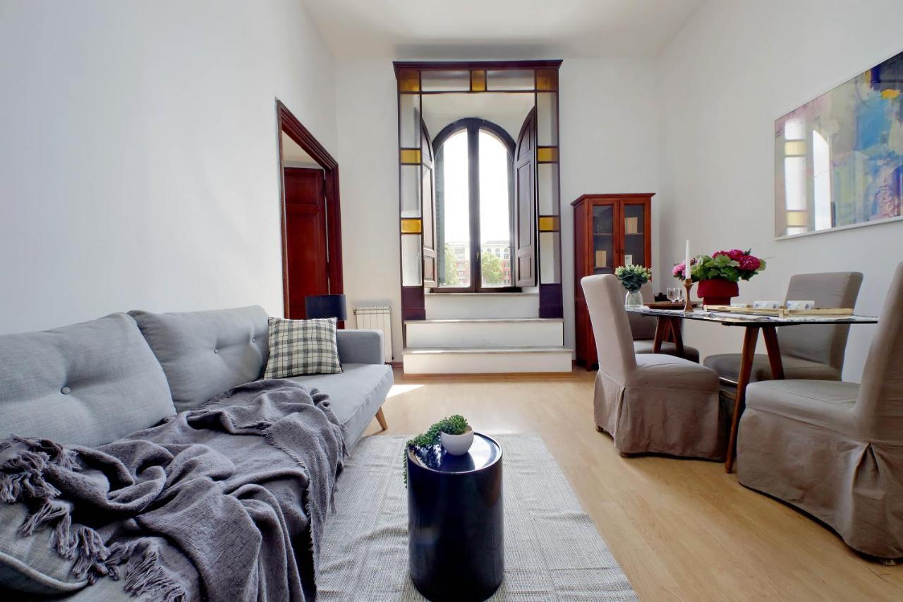 Cavour 2 bedrooms apartment Rome Buitenkant foto