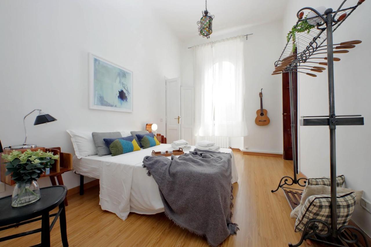 Cavour 2 bedrooms apartment Rome Buitenkant foto