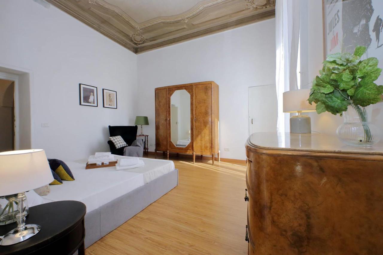Cavour 2 bedrooms apartment Rome Buitenkant foto