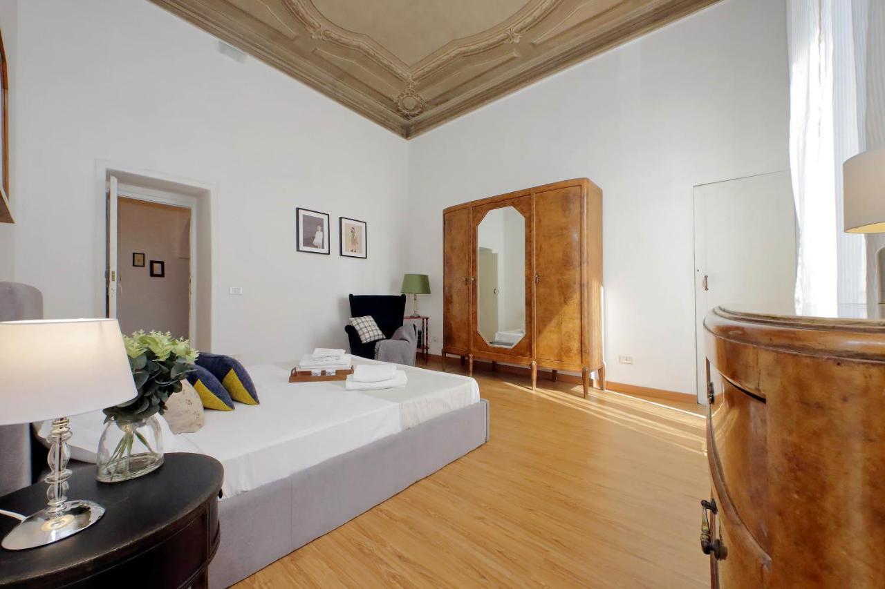 Cavour 2 bedrooms apartment Rome Buitenkant foto